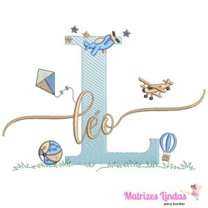 Matriz de Bordado nom Léo sobreposto com brinquedos para bordar ML