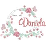 Matriz de Bordado - Nome Daniela Moldura Floral