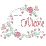 Matriz de Bordado - Nome Nicole Moldura Floral